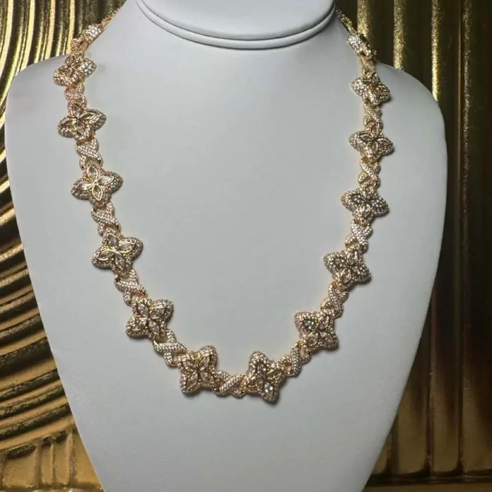 Gold Clover Cuban Link Necklace 4541